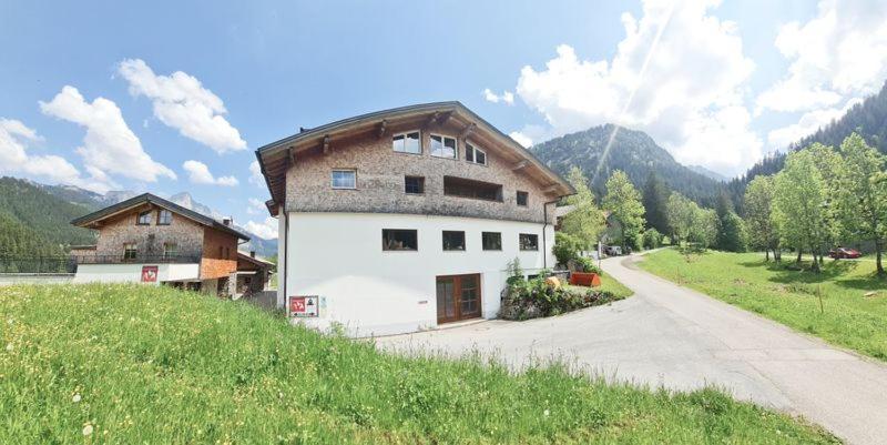 Braito'S Seaside Lodges Und Suites Haldensee Eksteriør billede