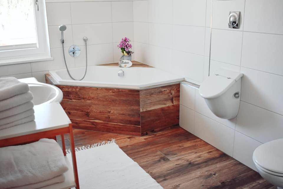 Braito'S Seaside Lodges Und Suites Haldensee Værelse billede